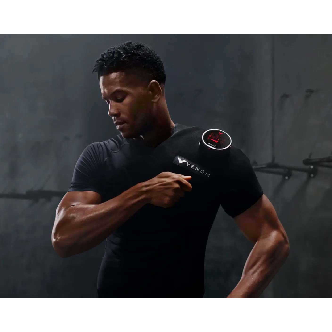 Hyperice Venom Left Shoulder Heat And Vibration Wrap - Image 3