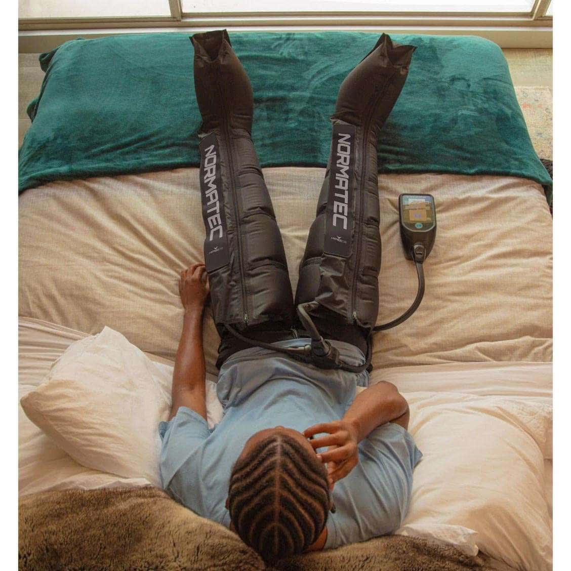 Hyperice Normatec 3 Legs Recovery System - Image 3