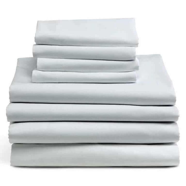 Medline Interblend Percale White Woven Flat Sheet - 1 Dozen - Image 1