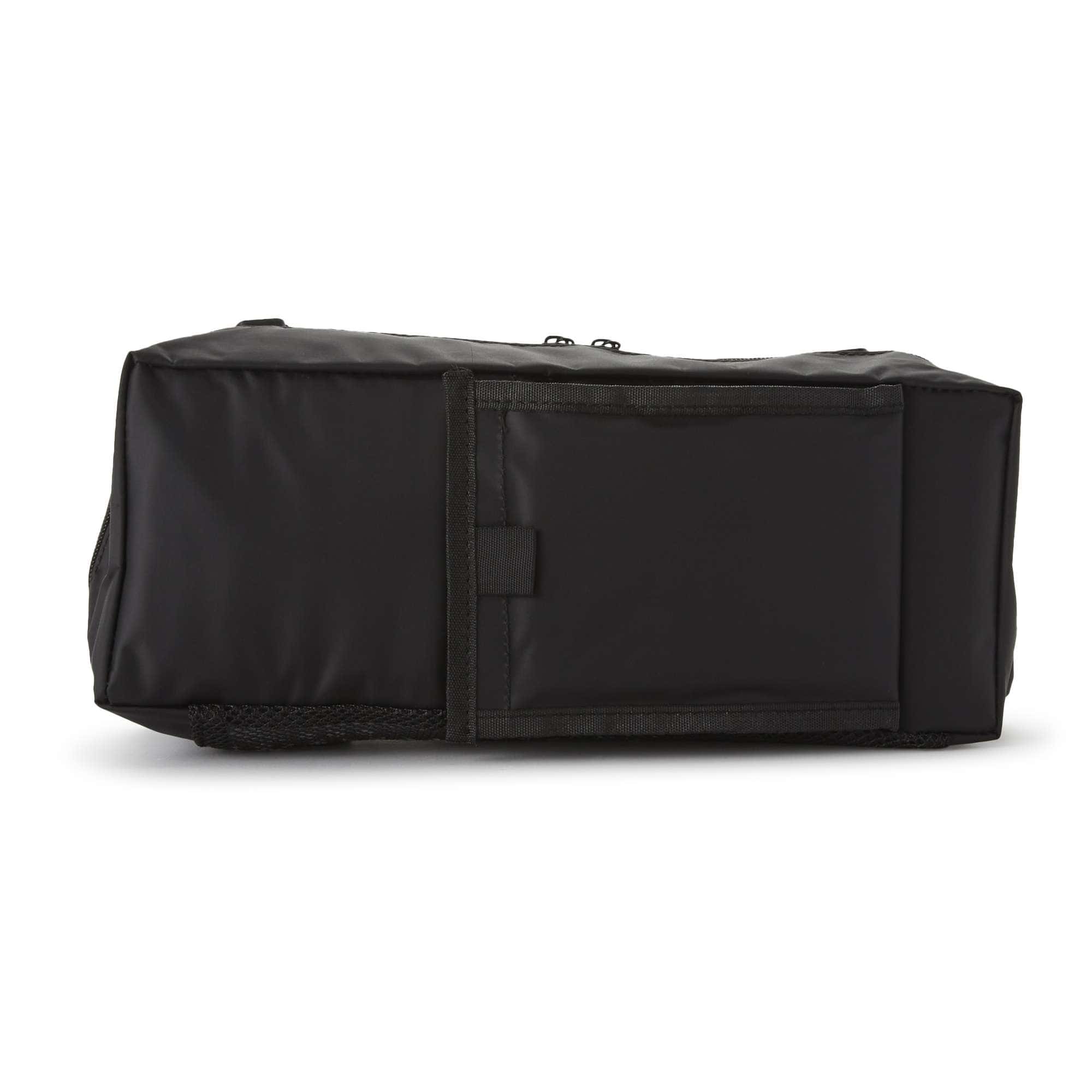 McKesson Shoulder Style Feeding Pump Pouch Fits Most 500 mL Feeding Pumps - Image 1