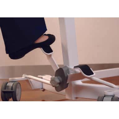 Hoyer HPL450 series mobile patient lift - Image 3