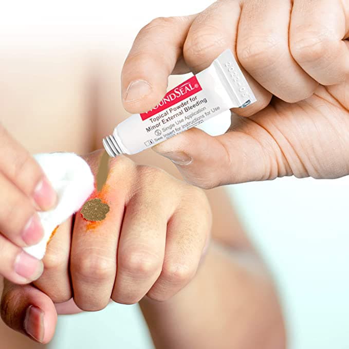 WoundSeal Topical Powder for Minor External Bleeding Hemostatic Agent - Package of 4 - Image 2