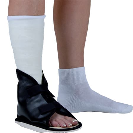 Deroyal Vinyl Cast Boot with Hook and Loop Closure, Large - Image 1