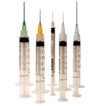 Omnifix General Purpose Syringe Without Safety Luer Lock Tip, Translucent Barrel, Pouch, 5 mL - Package of 100 - Image 1