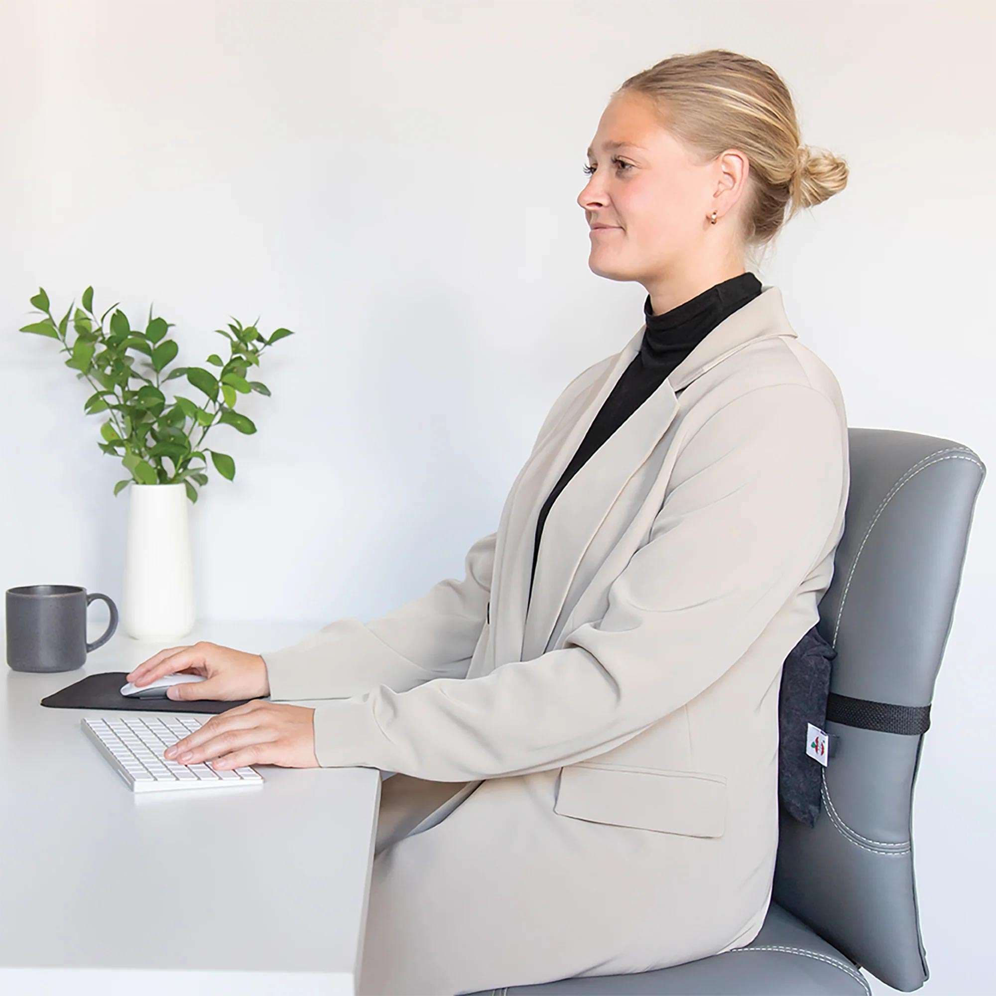 Core Inflatable Lumbar Cushion Black - Image 3