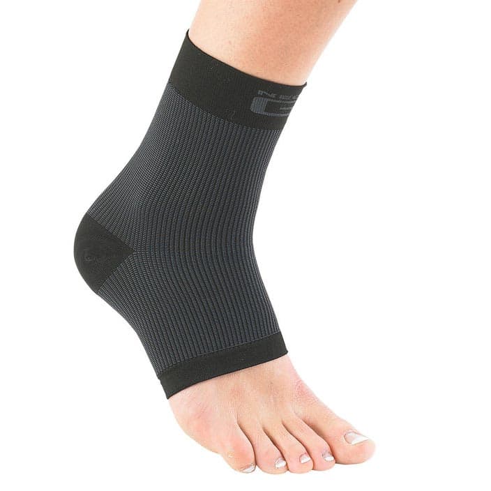Neo G Airflow Ankle Support 23cm to 28cm, Large - Image 1