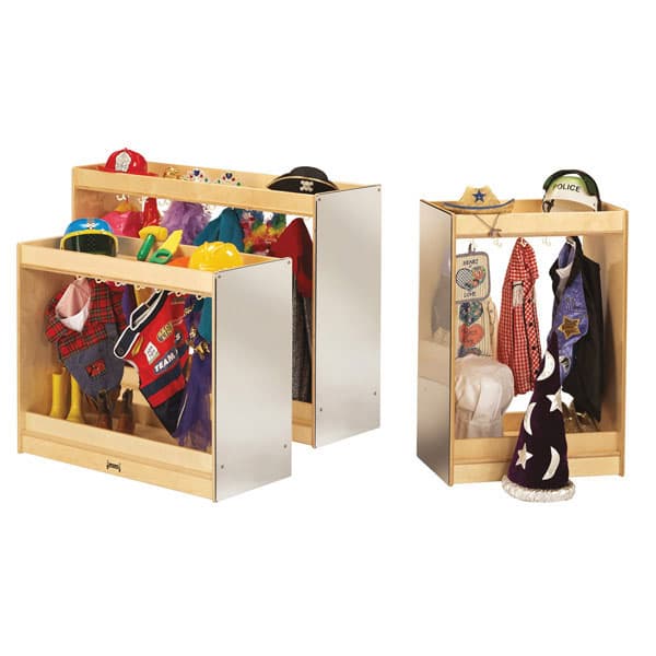 Jonti-Craft dress-up island - Image 5