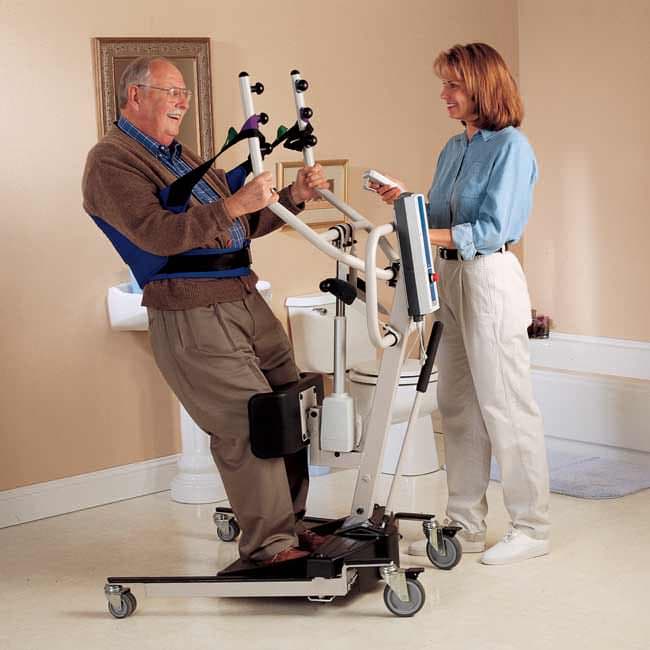 Invacare Reliant 350 stand-up lift with manual low base - Image 3