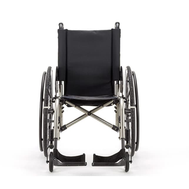 Ki Mobility Catalyst 5Ti ultralight folding manual wheelchair - Image 2