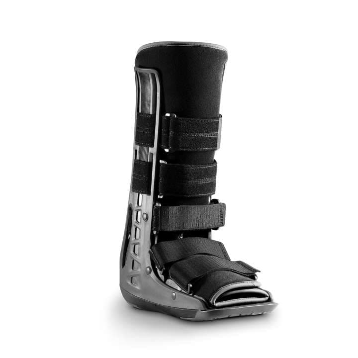 MaxTrax 2.0 Walker Standard Walker Boot Black D-Ring, Male 10 to 14, Female 11 to 15, Large - Each - Image 1