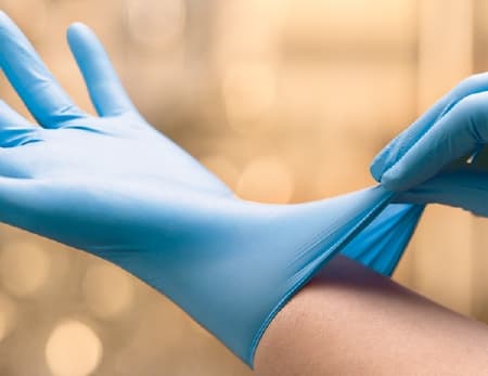 Cardinal Health Esteem Stretchy Nitrile Exam Gloves, Large - Box of 150 - Image 1