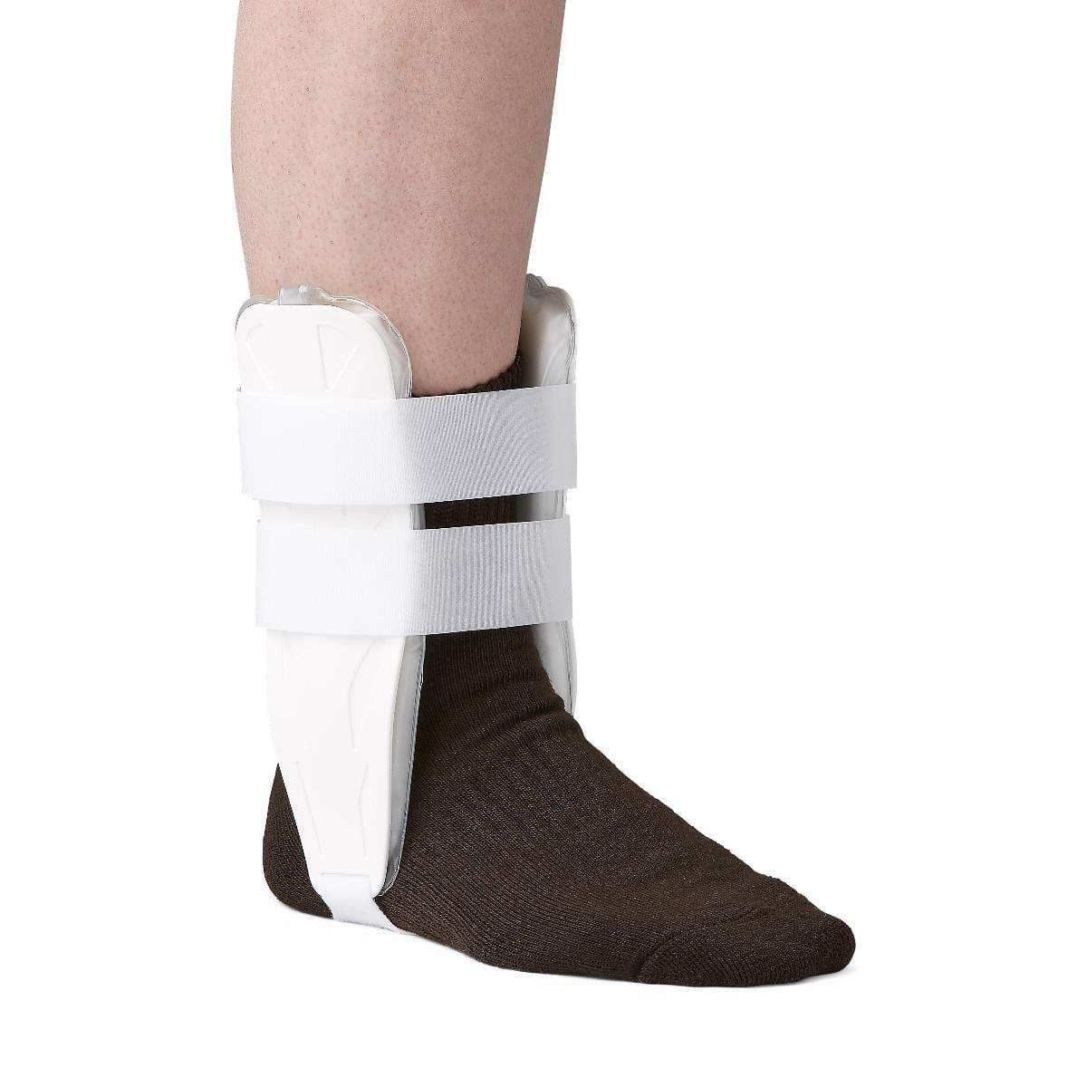Medline Air and Foam Stirrup Ankle Splint, Trainer - Image 1