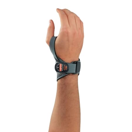 ProFlex 4020 Wrist Support D-Ring Open-Center Stay Low Profile, Black, X-Small-Small, Right Hand - Each - Image 1
