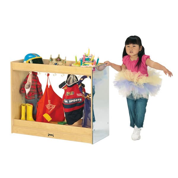 Jonti-Craft dress-up island - Image 6