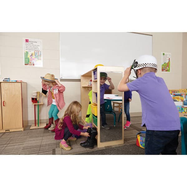 Jonti-Craft housecleaning set-n-rack - Image 3