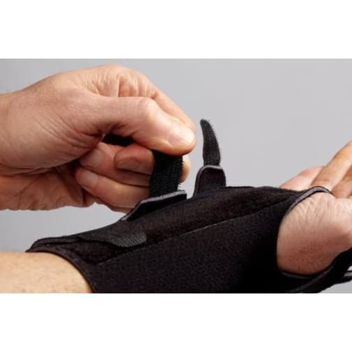 Futuro Comfort Wrist Brace - Image 7
