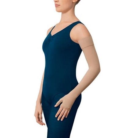 Jobst Bella Lite Armsleeve and Gauntlet With Silicone Band, 15-20 mmHg, Medium-Long - Each - Image 1
