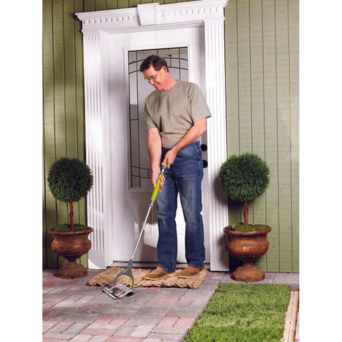 HealthSmart GripLoc Sliding Reacher Grabber - Image 3