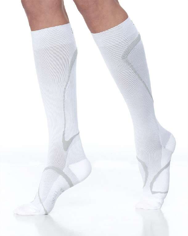 Sigvaris Motion High-Tech Unisex Calf High Compression Socks 20-30 mmHg, Small-Short, White - Pair - Image 1