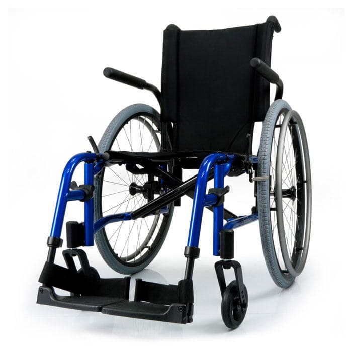 Quickie QXi ultra lightweight folding manual wheelchair - Image 2