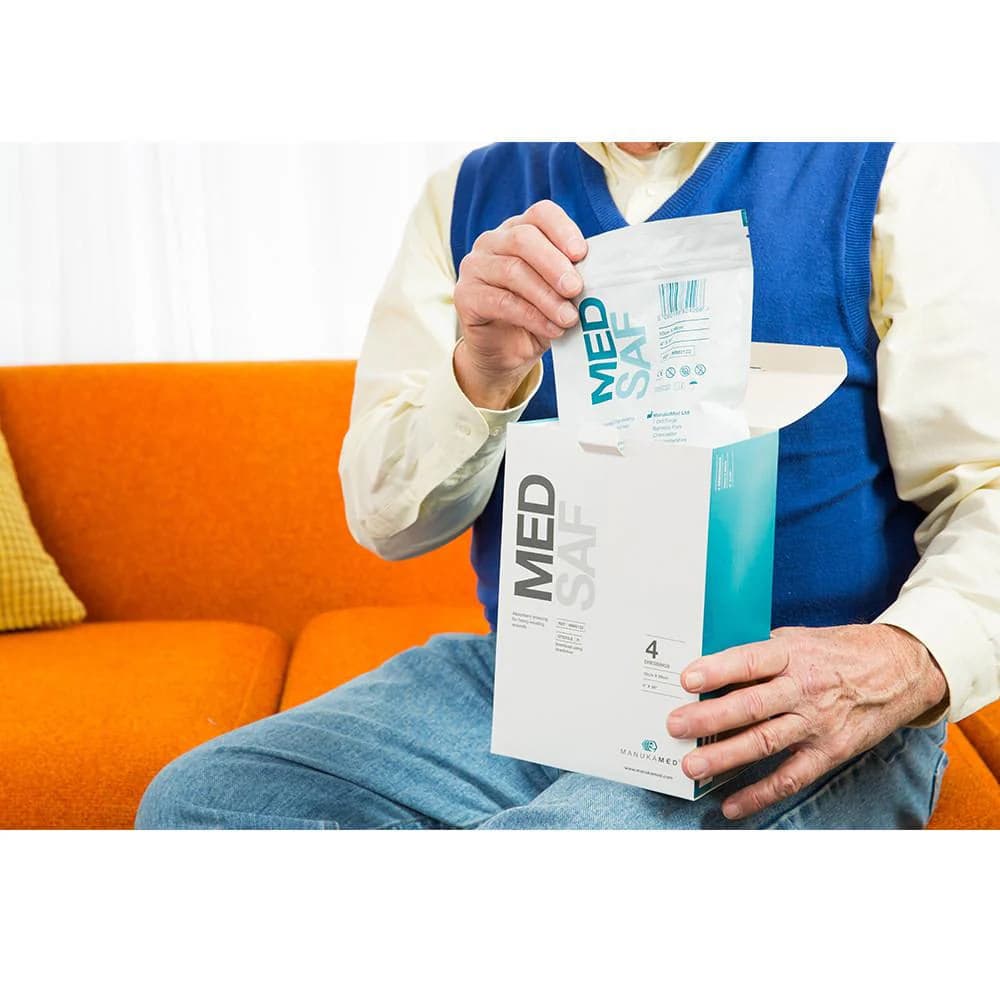 ManukaMed MED SAF Super Absorbent Dressing - Image 4