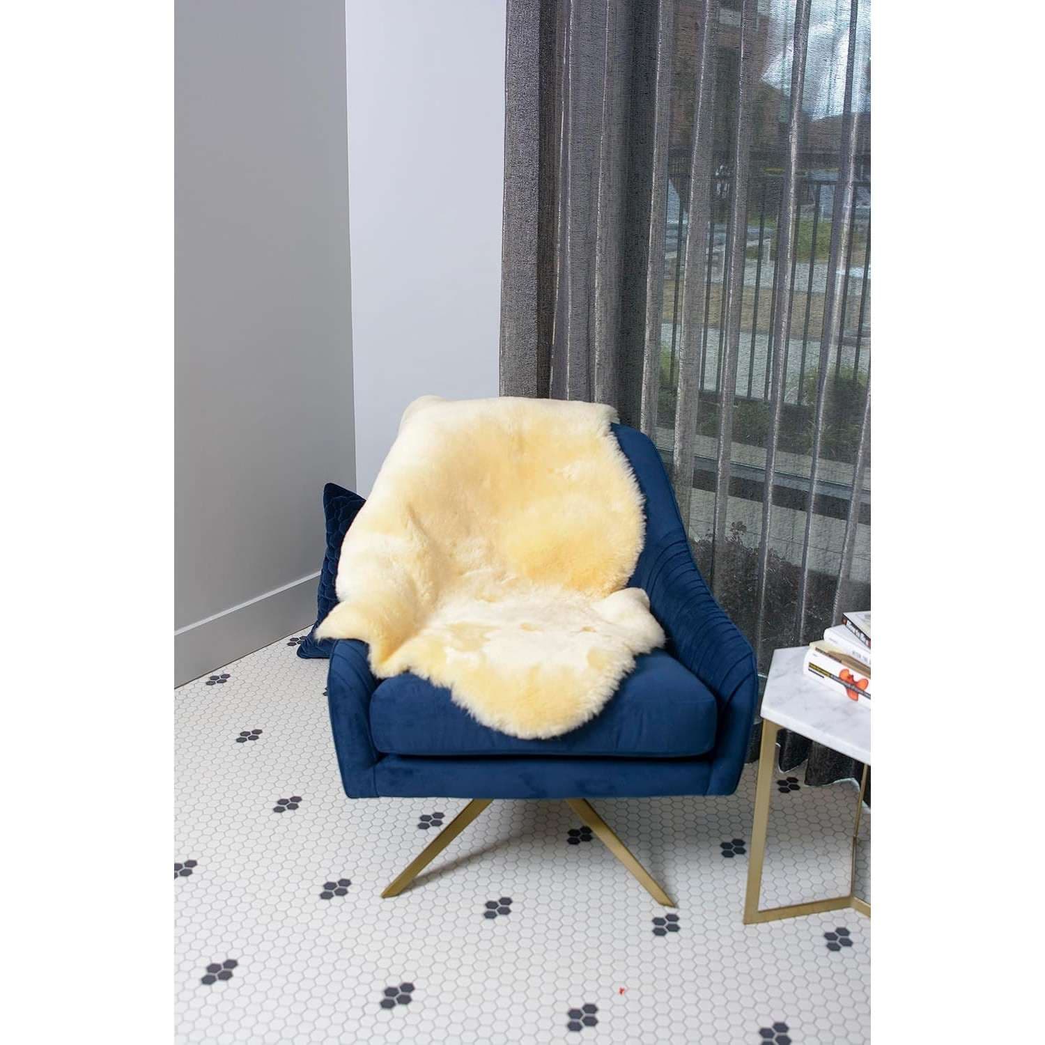 SofSheep Medical Sheepskin Bed Pad, 36 Inch x 24 Inch - Image 2