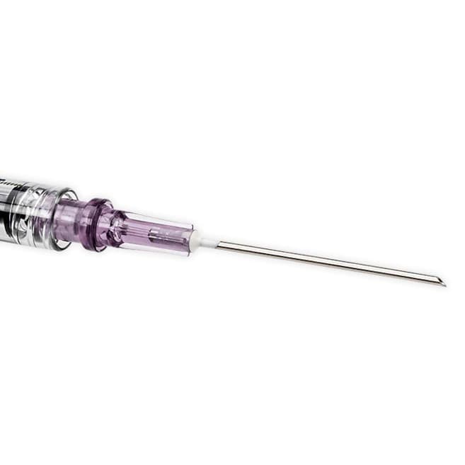 BD Thin Wall Blunt Filter Needle, 5 Micron - Image 1