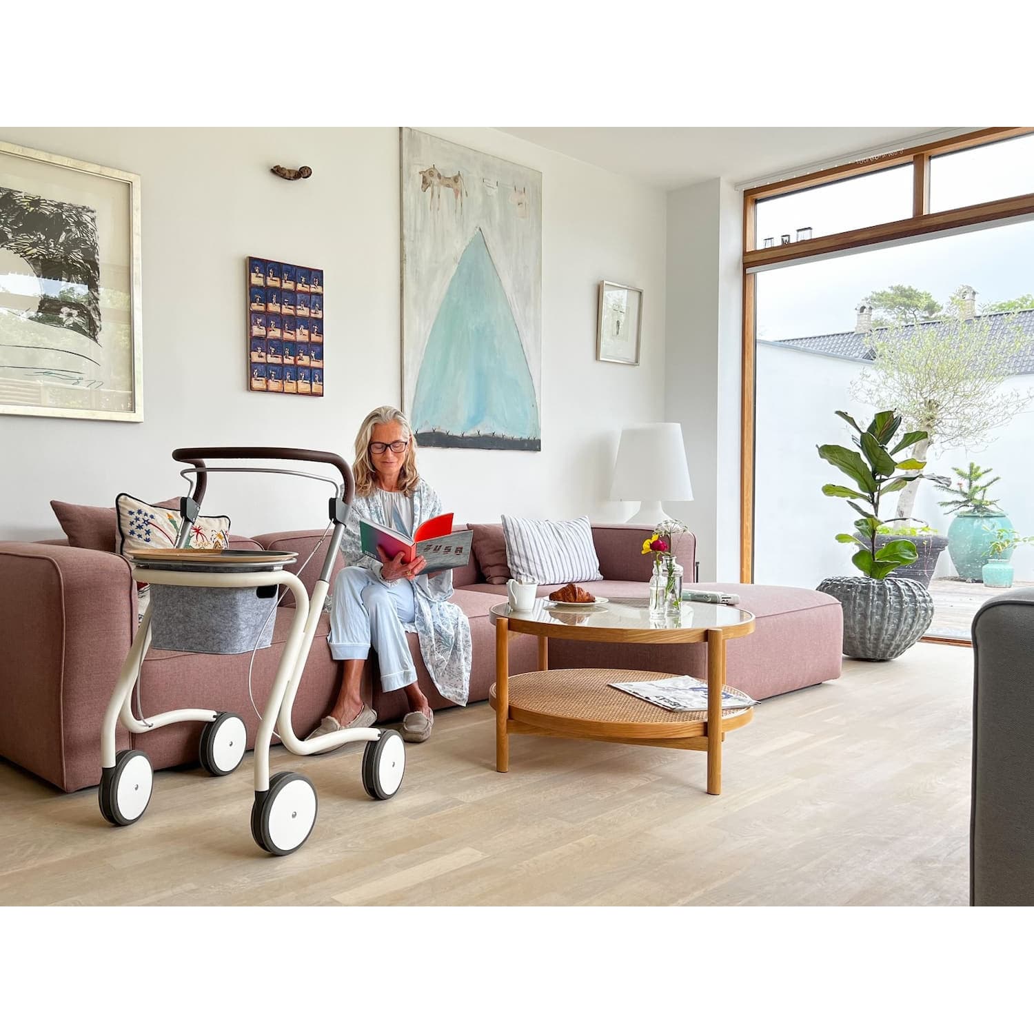 ByACRE Scandinavian Butler Rollator - Image 2