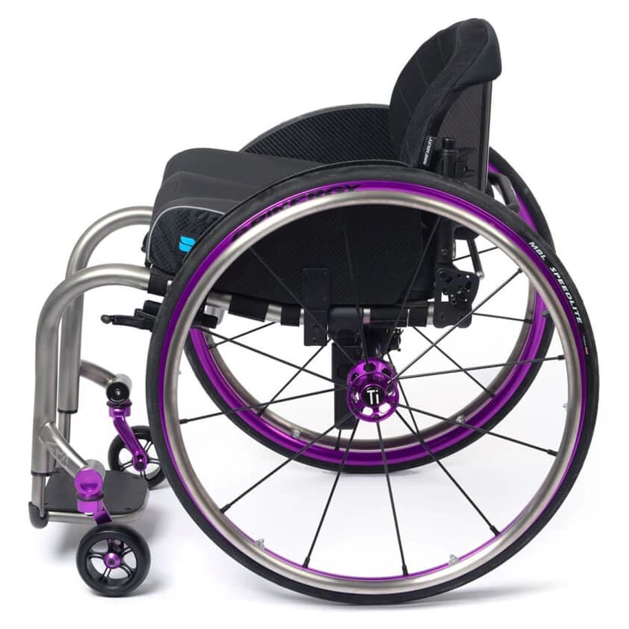 TiLite ZRA series rigid ultralight wheelchair - Image 3