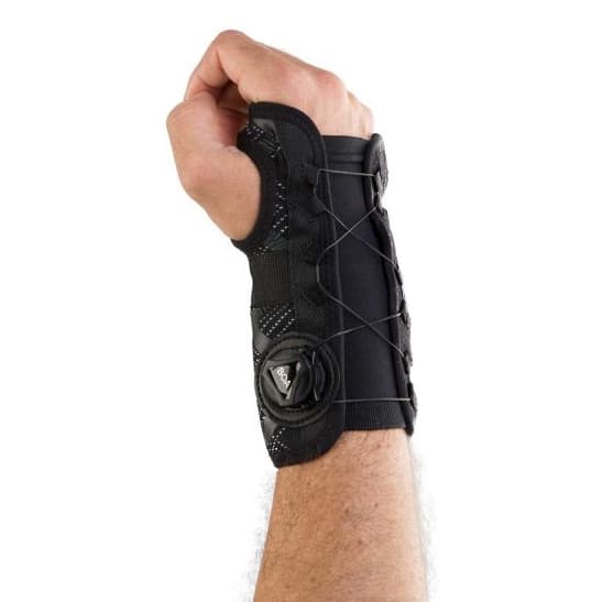 DonJoy Performance Bionic Reel Adjust Wrist Brace