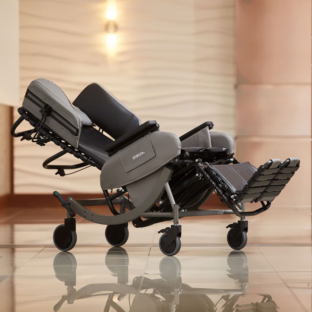 Broda Synthesis Positioning Wheelchair - Image 9