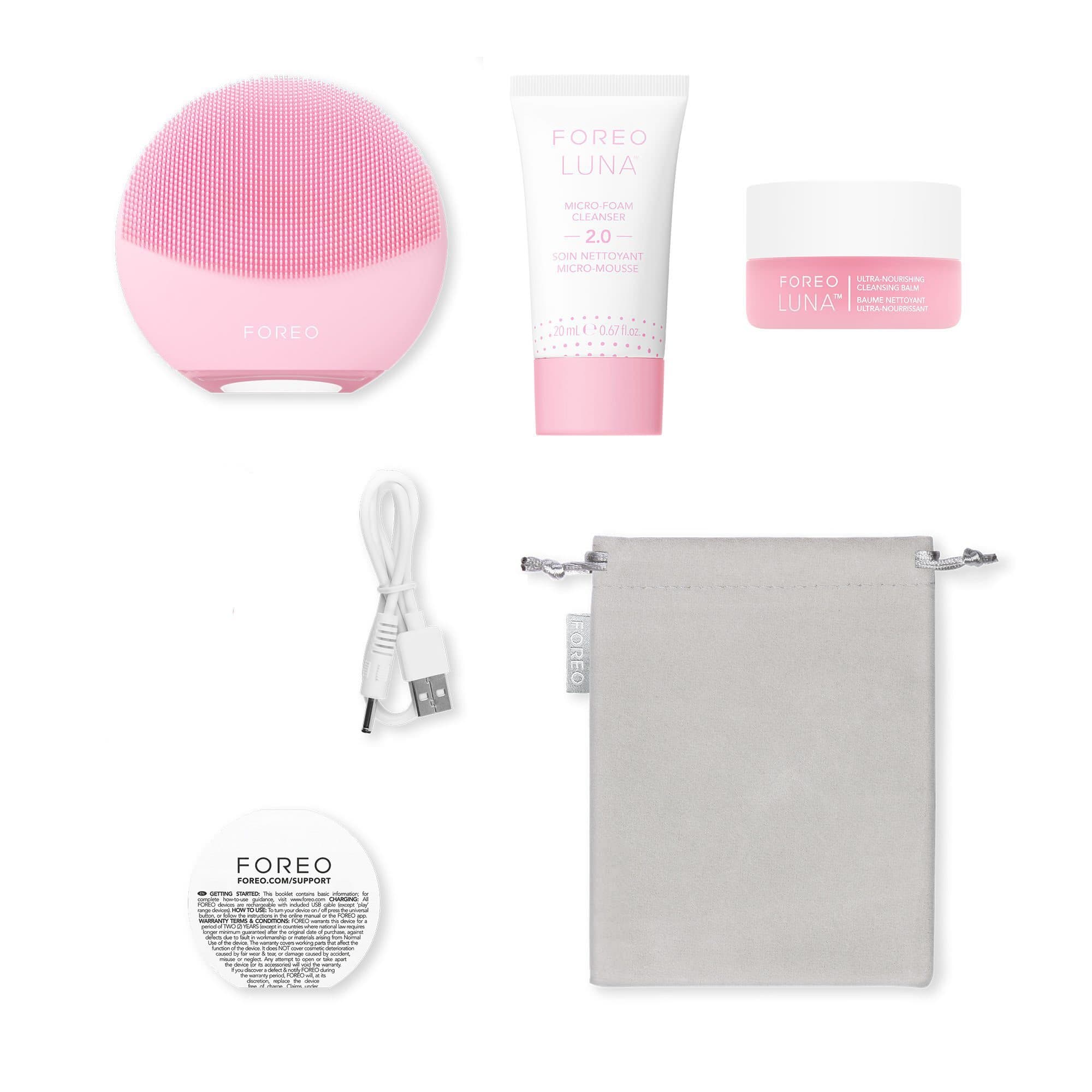 Foreo LUNA™ 4 Mini Swedish Skin Care Essentials Set - Each