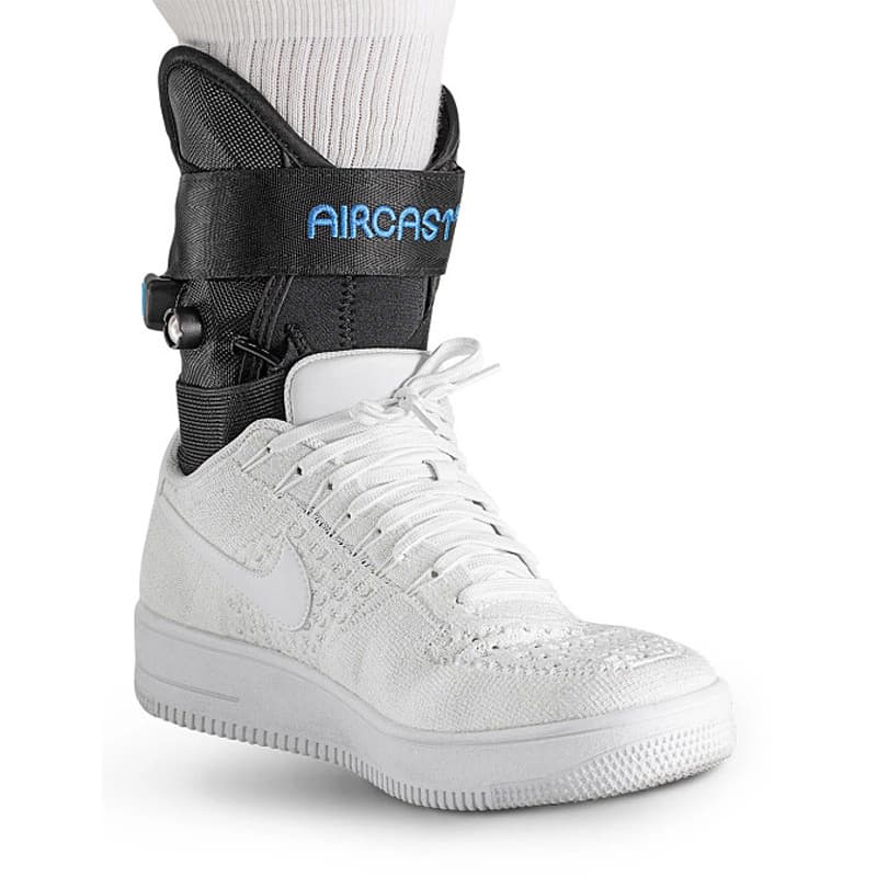 Aircast AirLift Ankle Support Brace, Black - Image 3