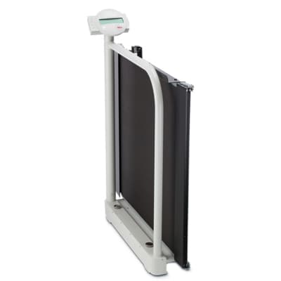 Seca 676 EMR-Validated Wheelchair Scale with Handrail - Image 4