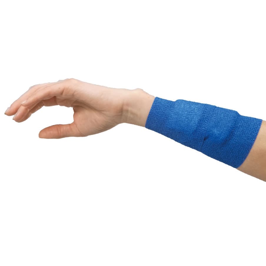 3M Coban Non-Latex Self-Adherent Wrap, 1.5 Inch x 5 Yard - Image 1