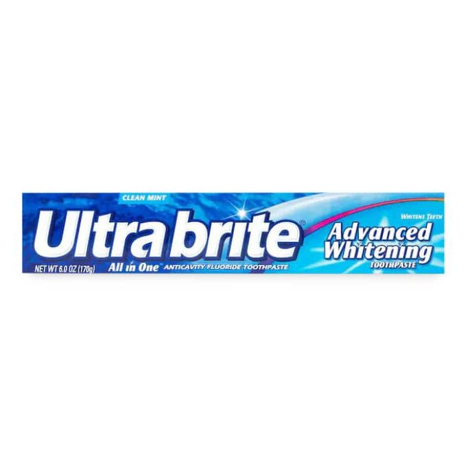 Ultra Brite Advanced Whitening Anticavity Toothpaste, Clean Mint, 6 oz - Case of 24 - Image 1