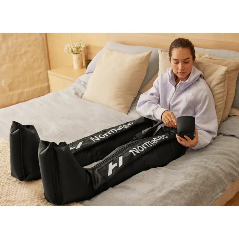 Hyperice Normatec 3 Legs Recovery System - Image 2
