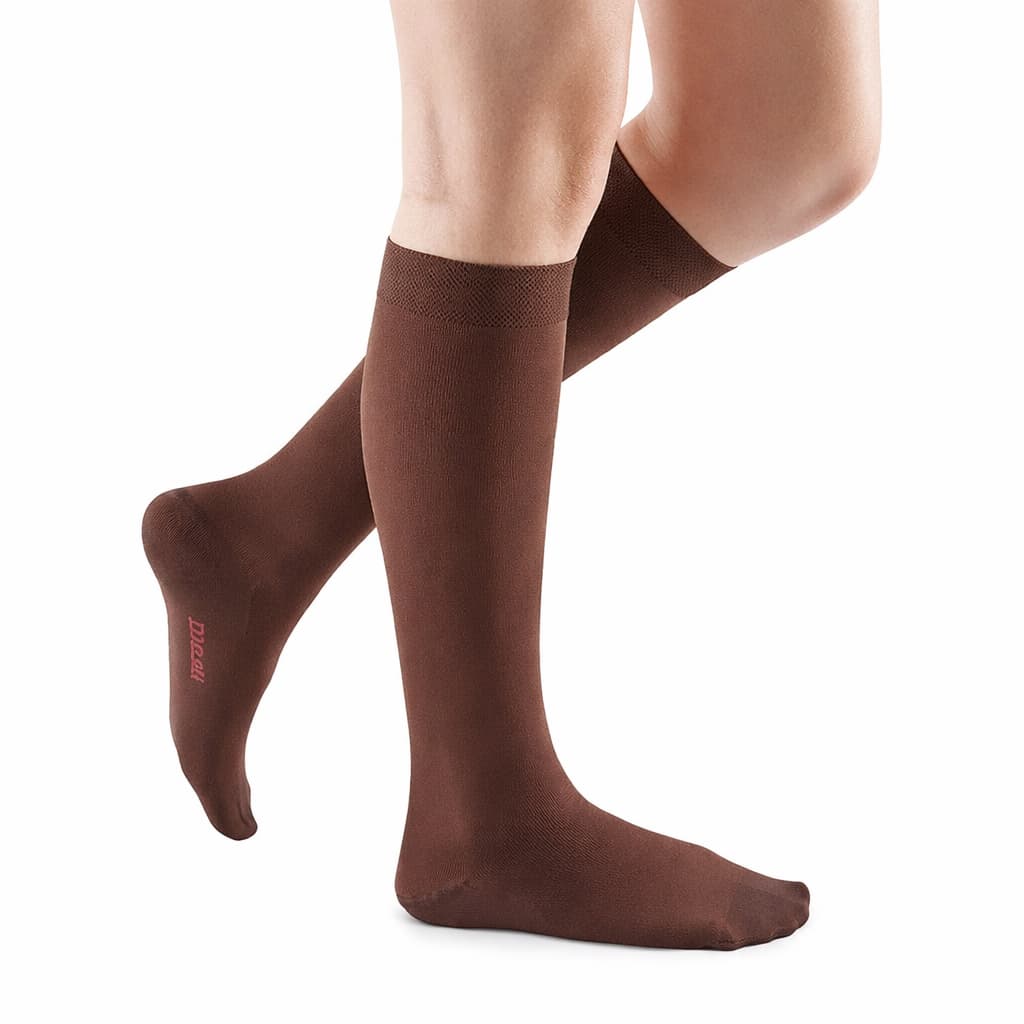 Mediven Comfort Standard Calf High Compression Stockings, 15-20mmHg, Closed Toe, Size V, Chocolate - Pair - Image 1