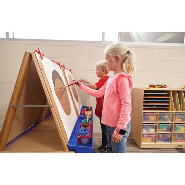 Jonti-Craft 4 station art center - Image 2