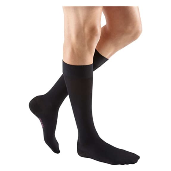 Mediven Plus Calf Standard Extra Wide Closed Toe 20-30 mmHg Compression Stocking With Silicone Topband - Image 2