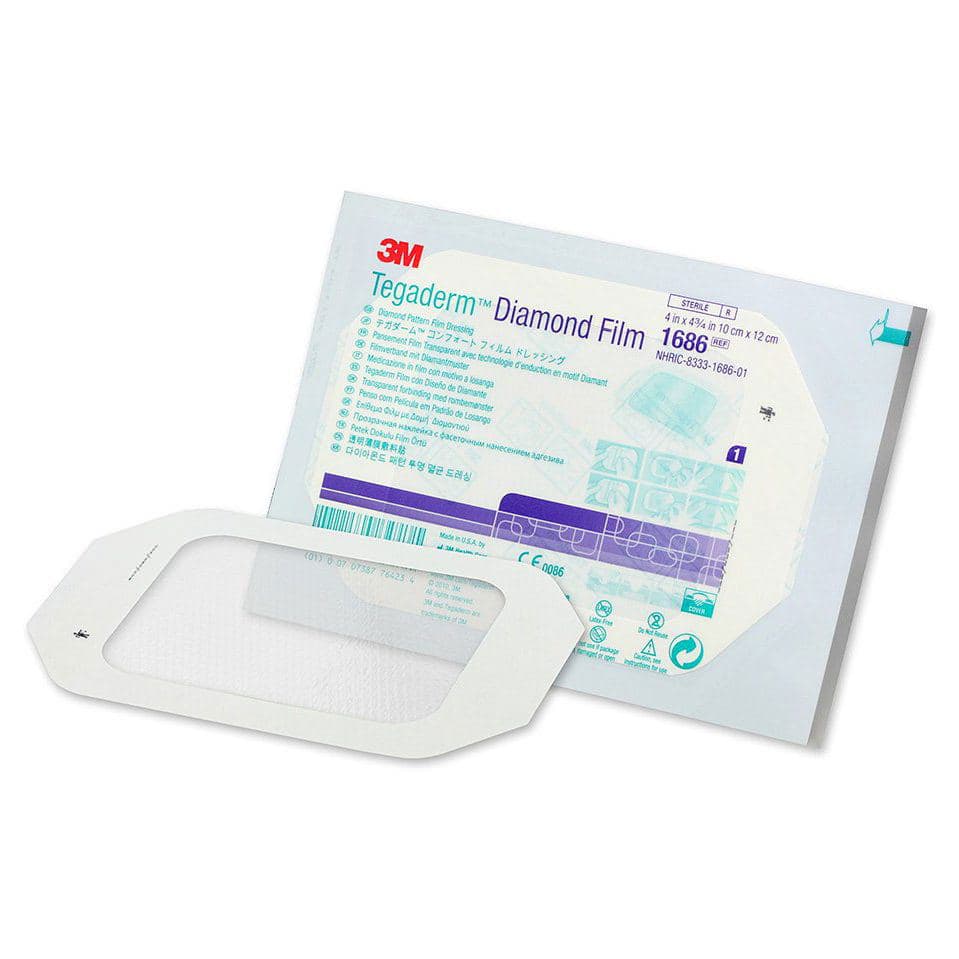 3M Tegaderm Diamond Pattern Transparent Dressing, 4" x 4-3/4" - Case of 200 - Image 1