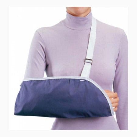 ProCare ComfortFOAM Clinic Arm Sling with Strap, Slide Buckle Closure, Small - Each - Image 1