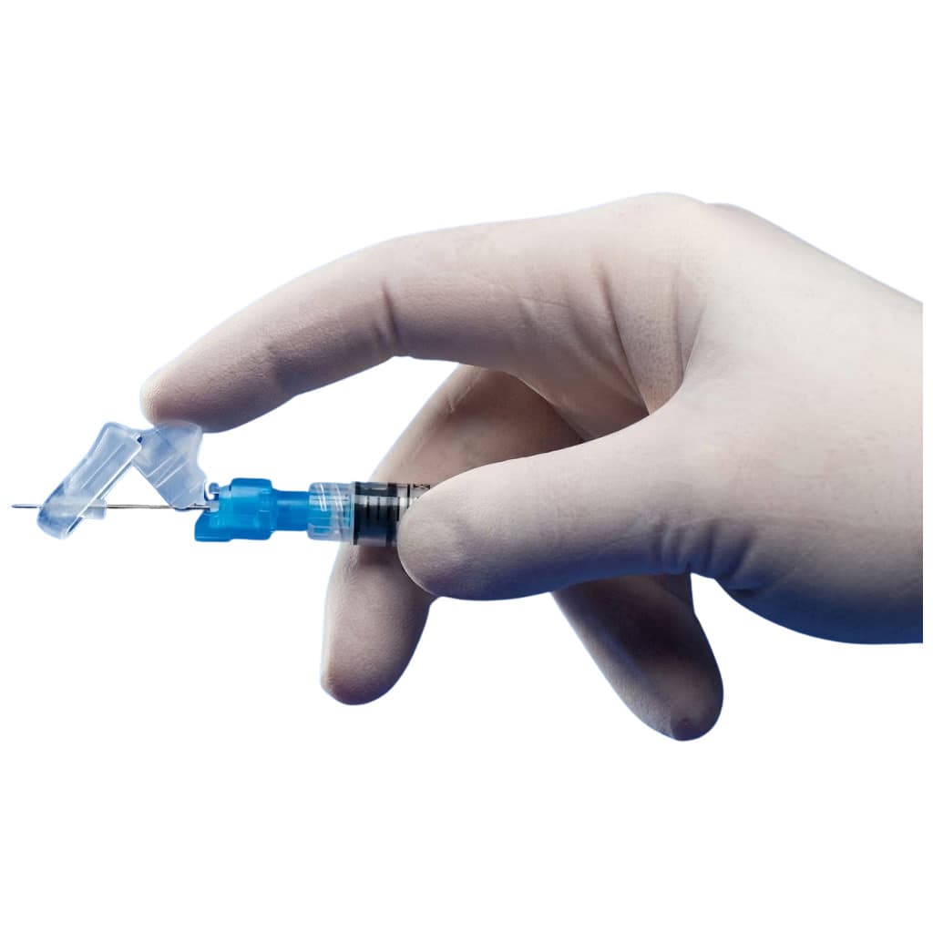 Kendall Magellan Hypodermic Safety Needle with Integrated Safety Shield 25G x 5/8" L - Box of 50
