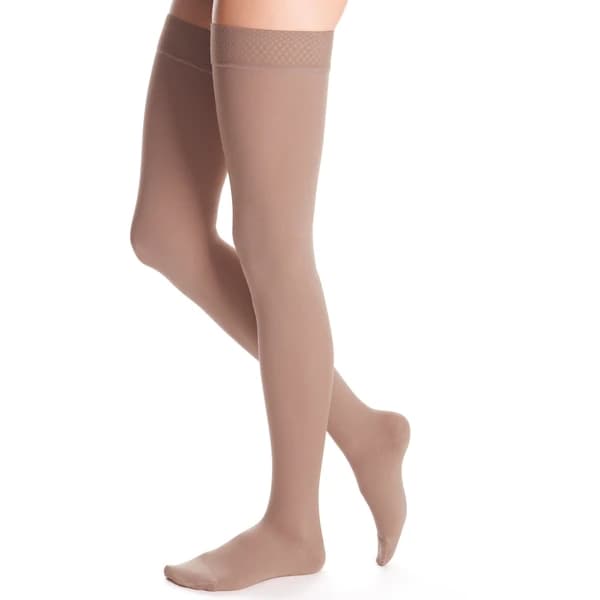 Duomed Advantage 15-20mmHg Compression Stocking with Beaded Top Band Standard Closed Toe, Almond, Medium - Pair - Image 1