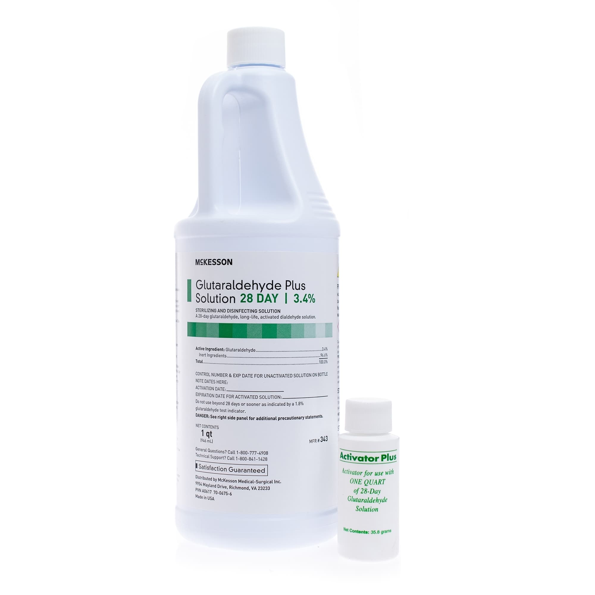 McKesson Regimen 3.4% Glutaraldehyde Plus 28 Days High-Level Disinfectant Solution, Bottle, 32 oz. - Case of 16 - Image 1