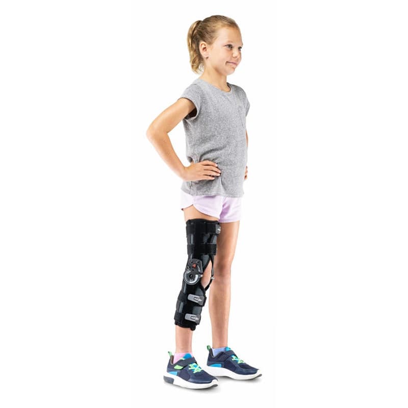 Playmaker Knee Brace II X-ROM, Black - Image 2