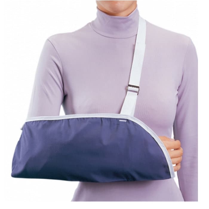 ProCare ComfortFOAM Clinic Arm Sling with Strap, Slide Buckle Closure, Medium - Package of 6 - Image 1