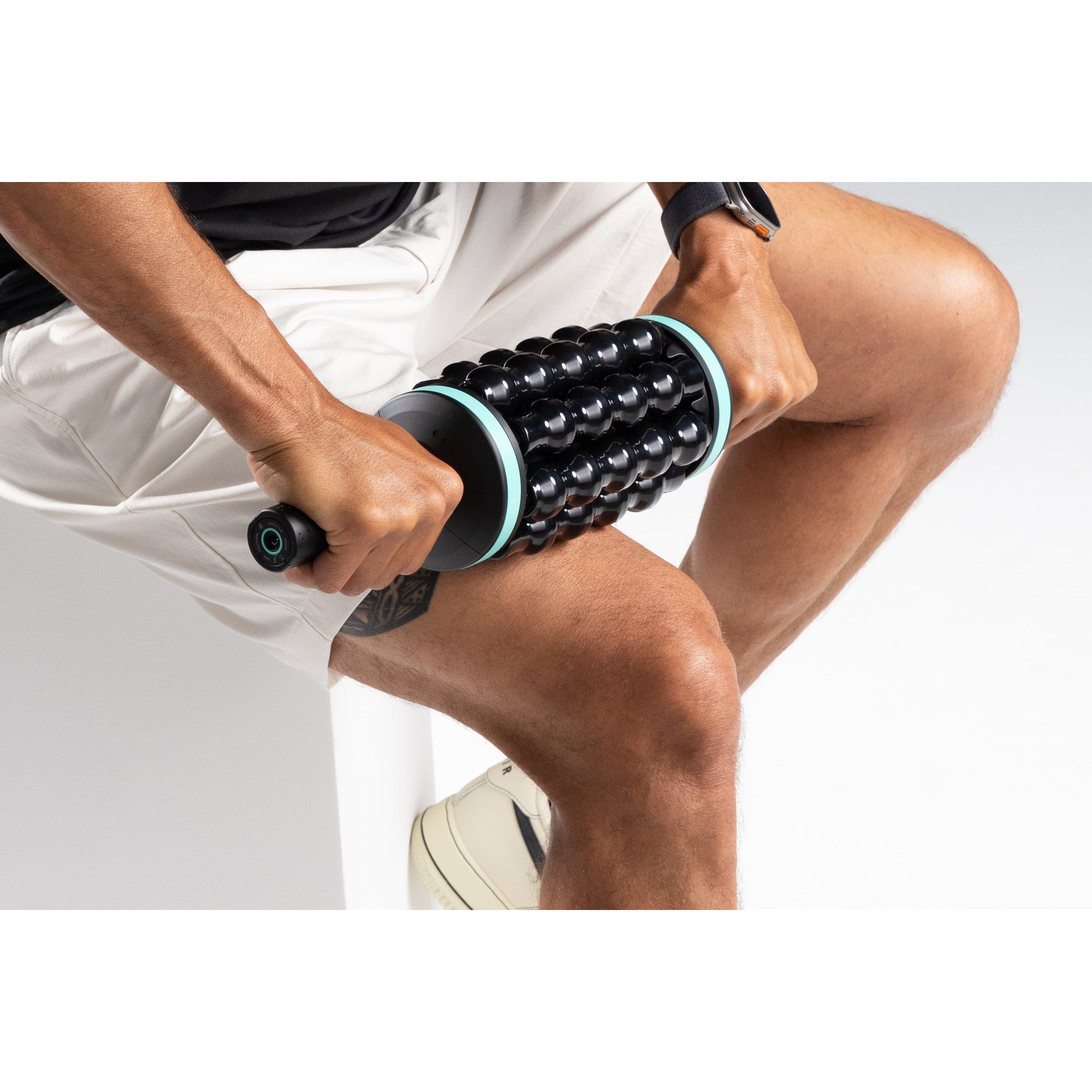 Chirp RPM Hand-Held Rolling Percussive Massager - Image 4