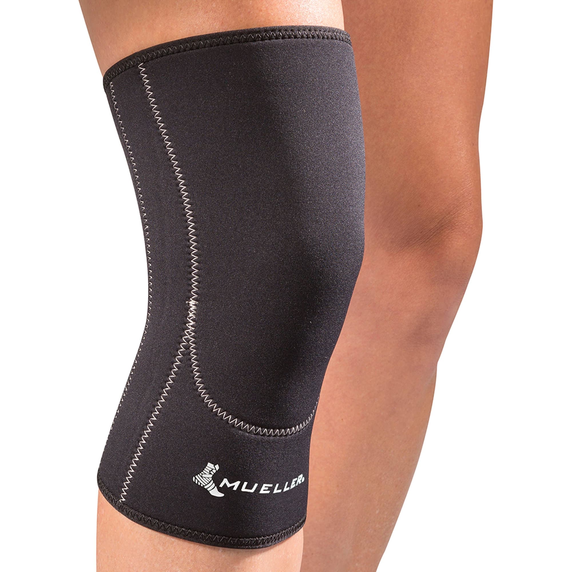 Mueller Closed Patella Knee Sleeve Black, Small - Each - Image 1